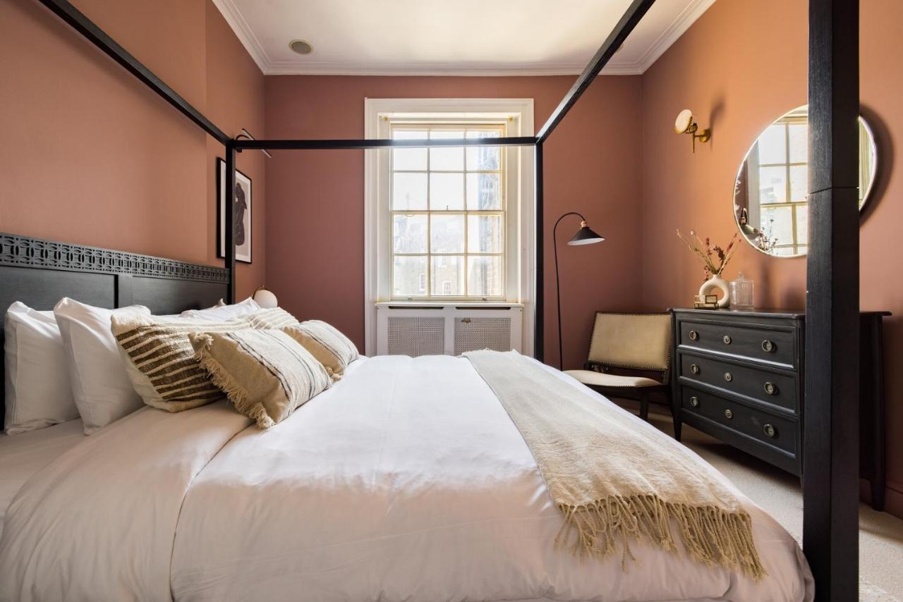ロンドンThe Sussex Garden Retreat - Elegant 2Bdr Flatアパートメント エクステリア 写真
